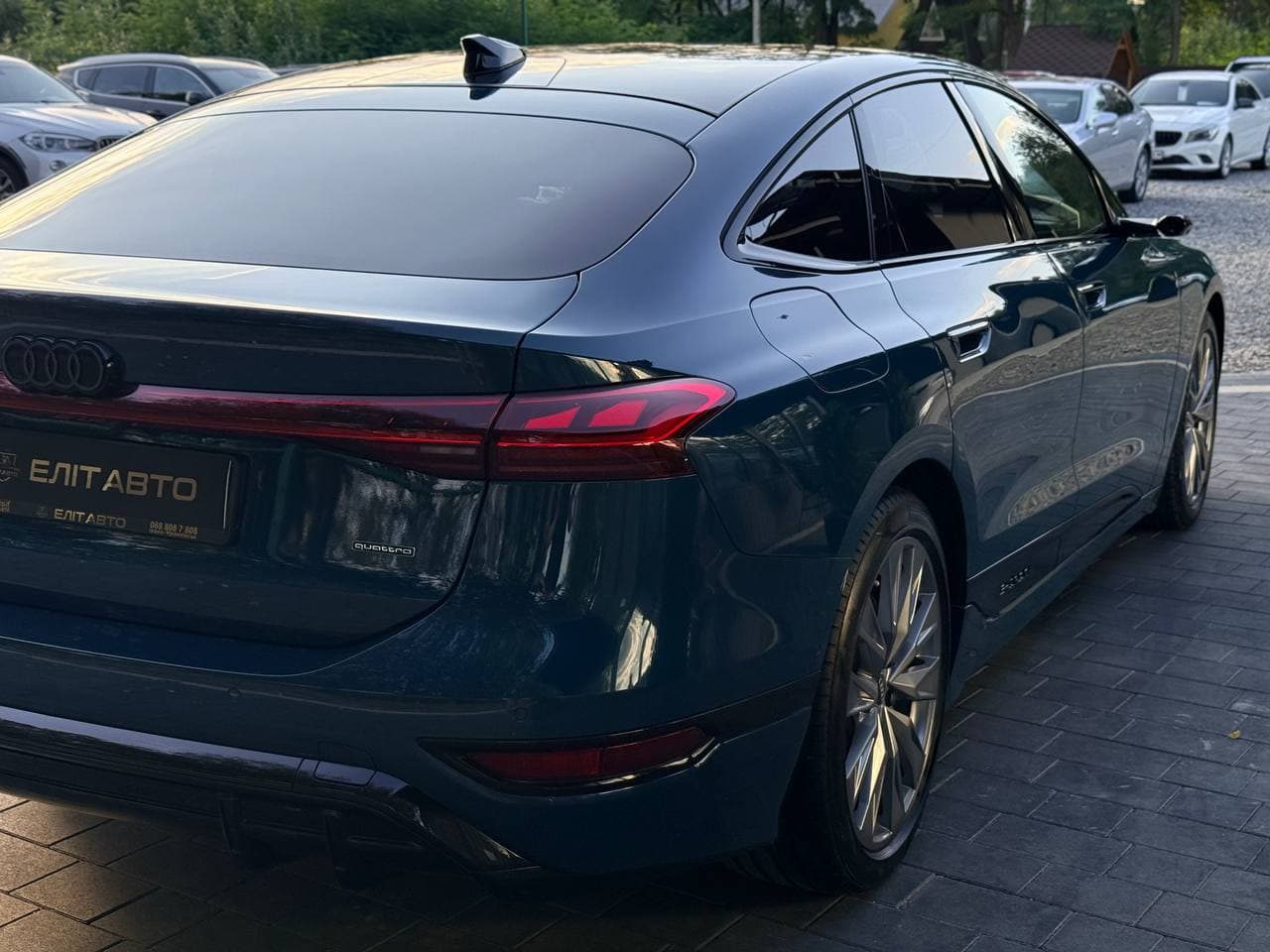 Audi A6 Sportback E-tron — фото 8