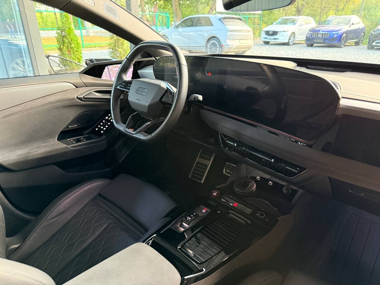 Audi A6 Sportback E-tron — фото 33