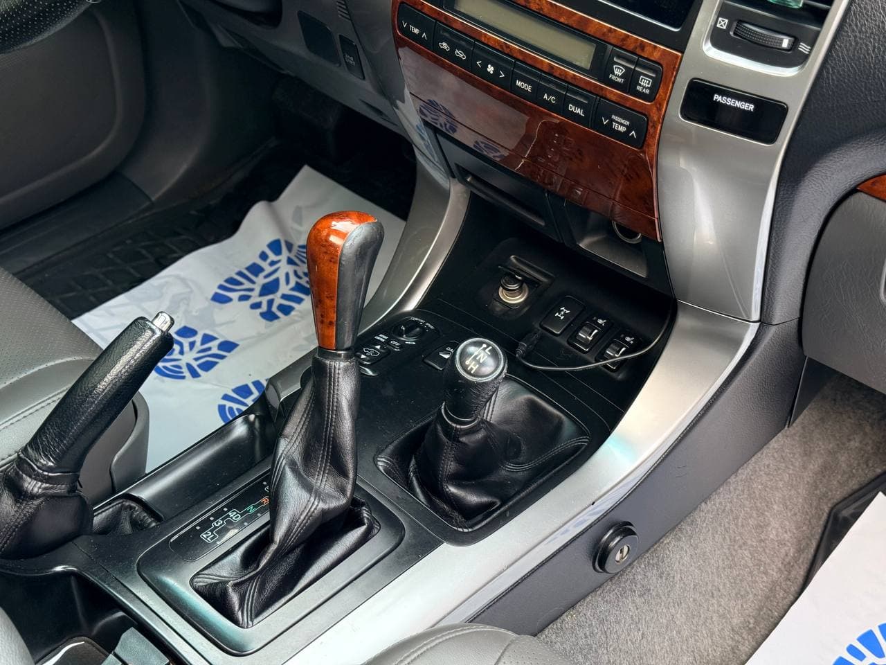 Toyota Land Cruiser Prado 120 — фото 15
