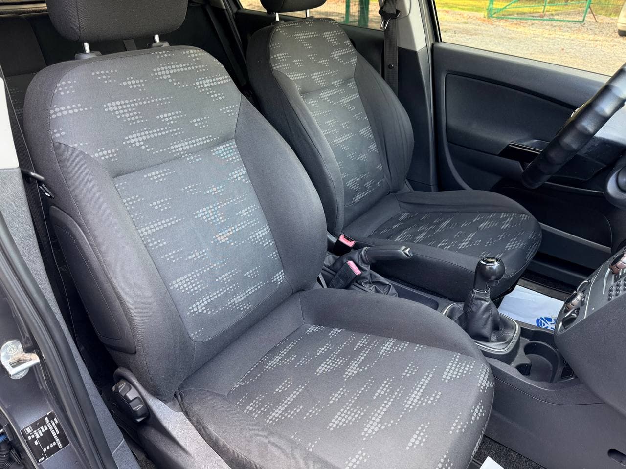 Opel Corsa — фото 9