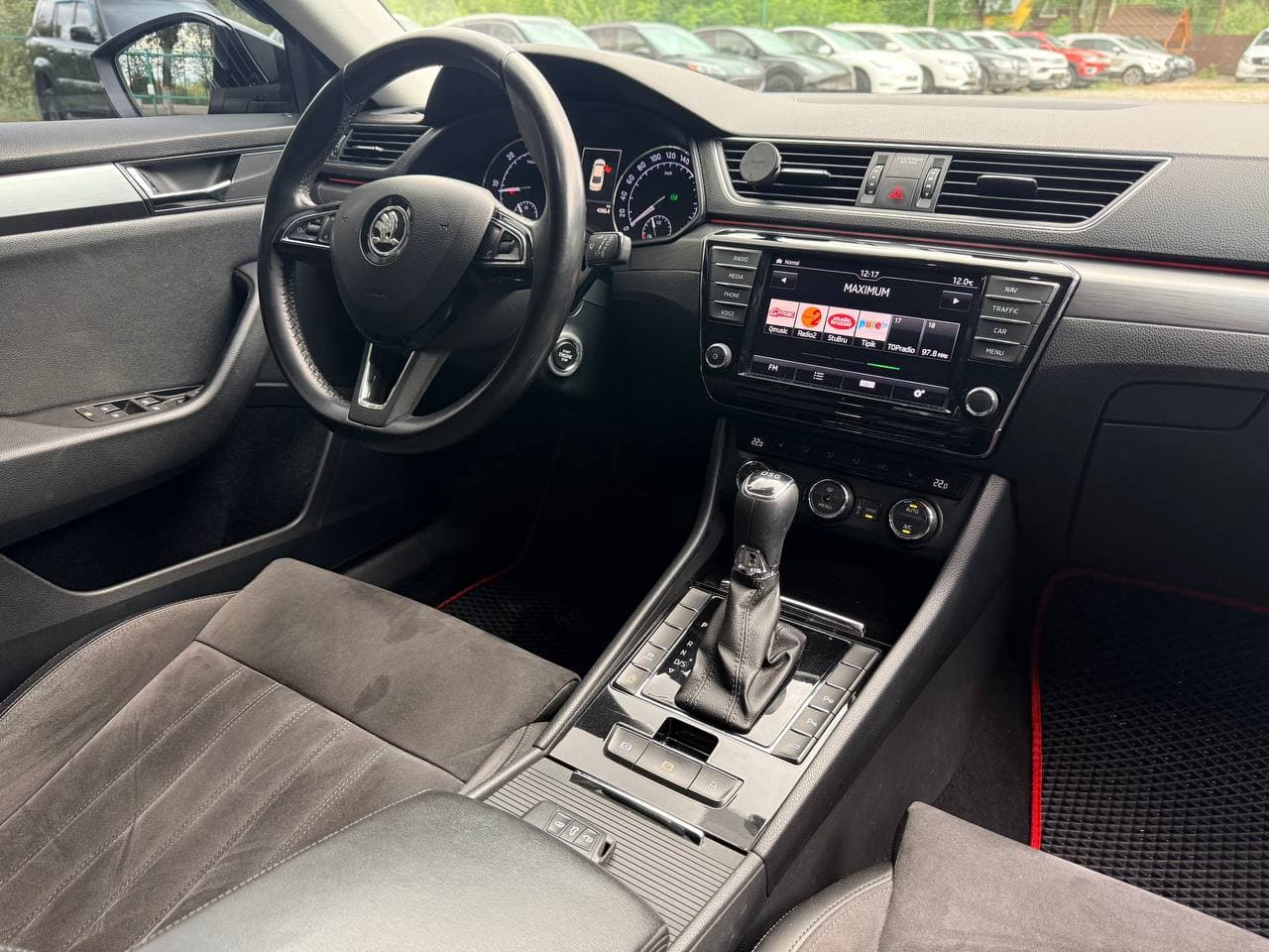 Skoda Superb — фото 15
