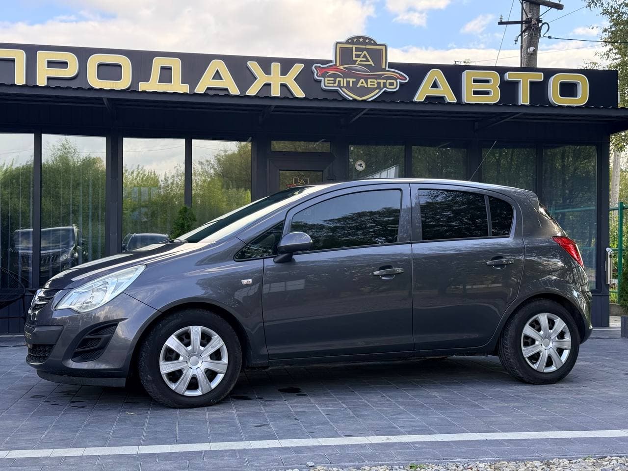 Opel Corsa, 2011