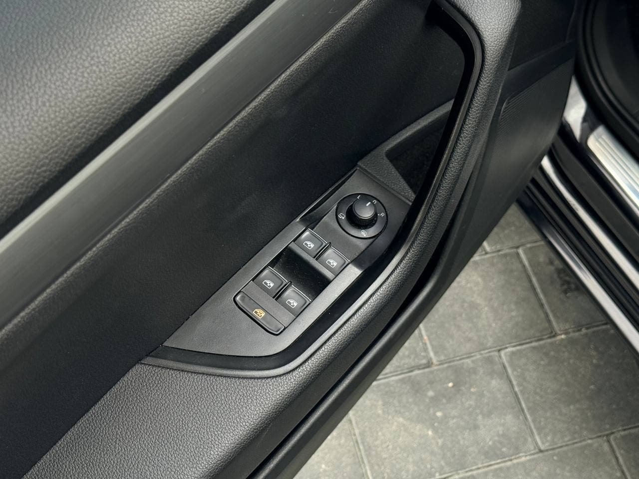 Skoda Superb — фото 20