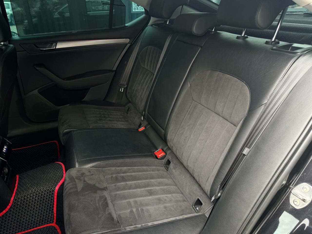 Skoda Superb — фото 23