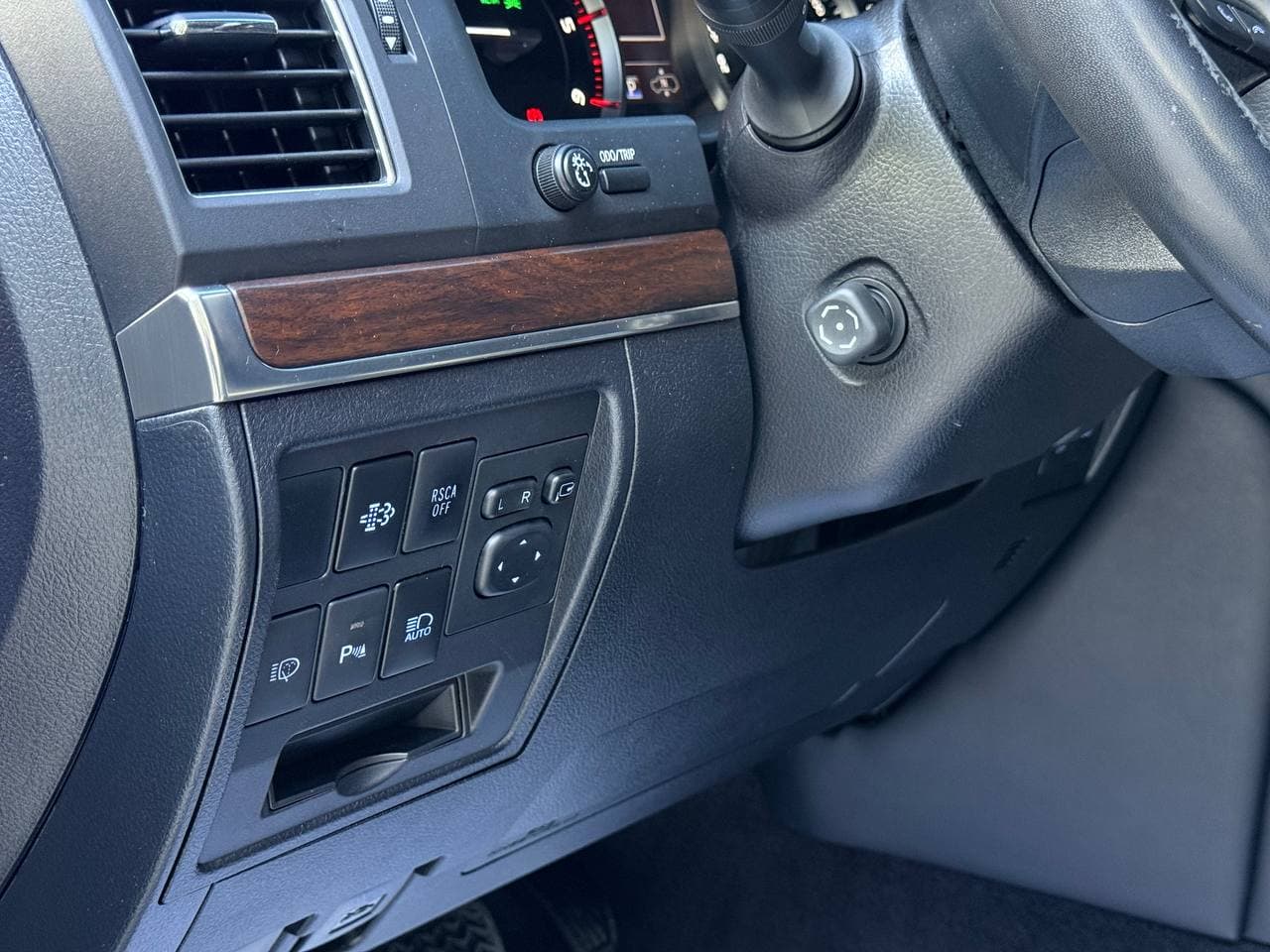 Toyota Land Cruiser 200 Executive Lounge — фото 19
