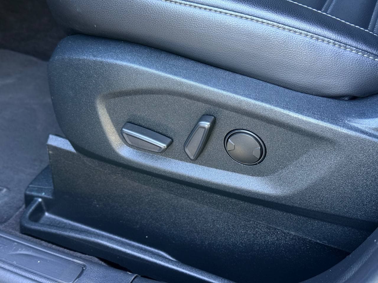 Ford Edge — фото 16