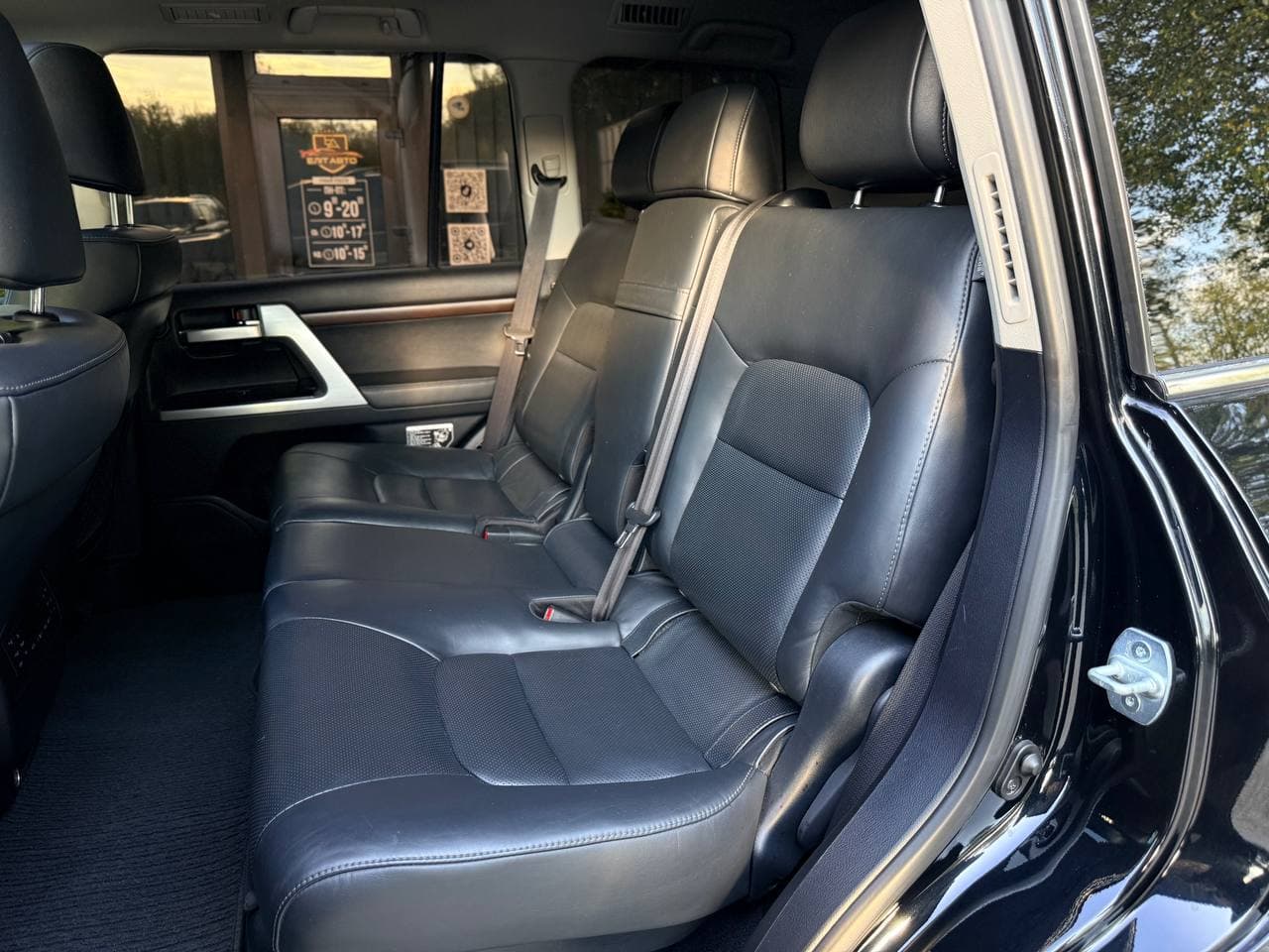 Toyota Land Cruiser 200 Executive Lounge — фото 32