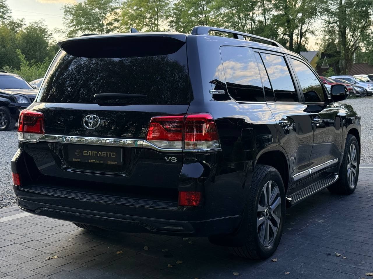 Toyota Land Cruiser 200 Executive Lounge, 2016