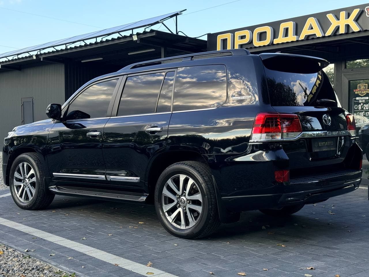 Toyota Land Cruiser 200 Executive Lounge, 2016