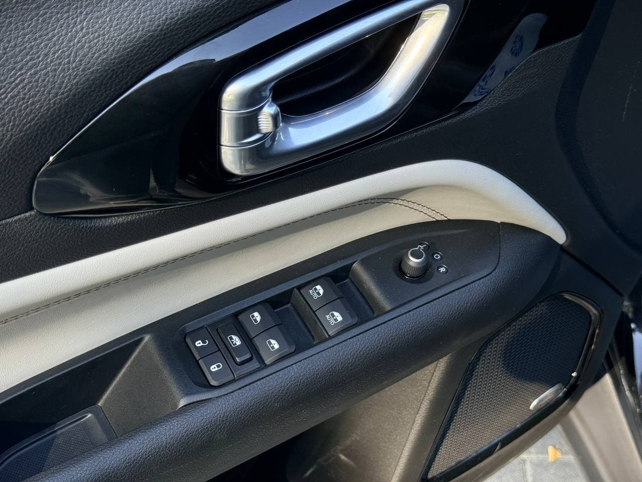 Jeep Compass AWD — фото 17