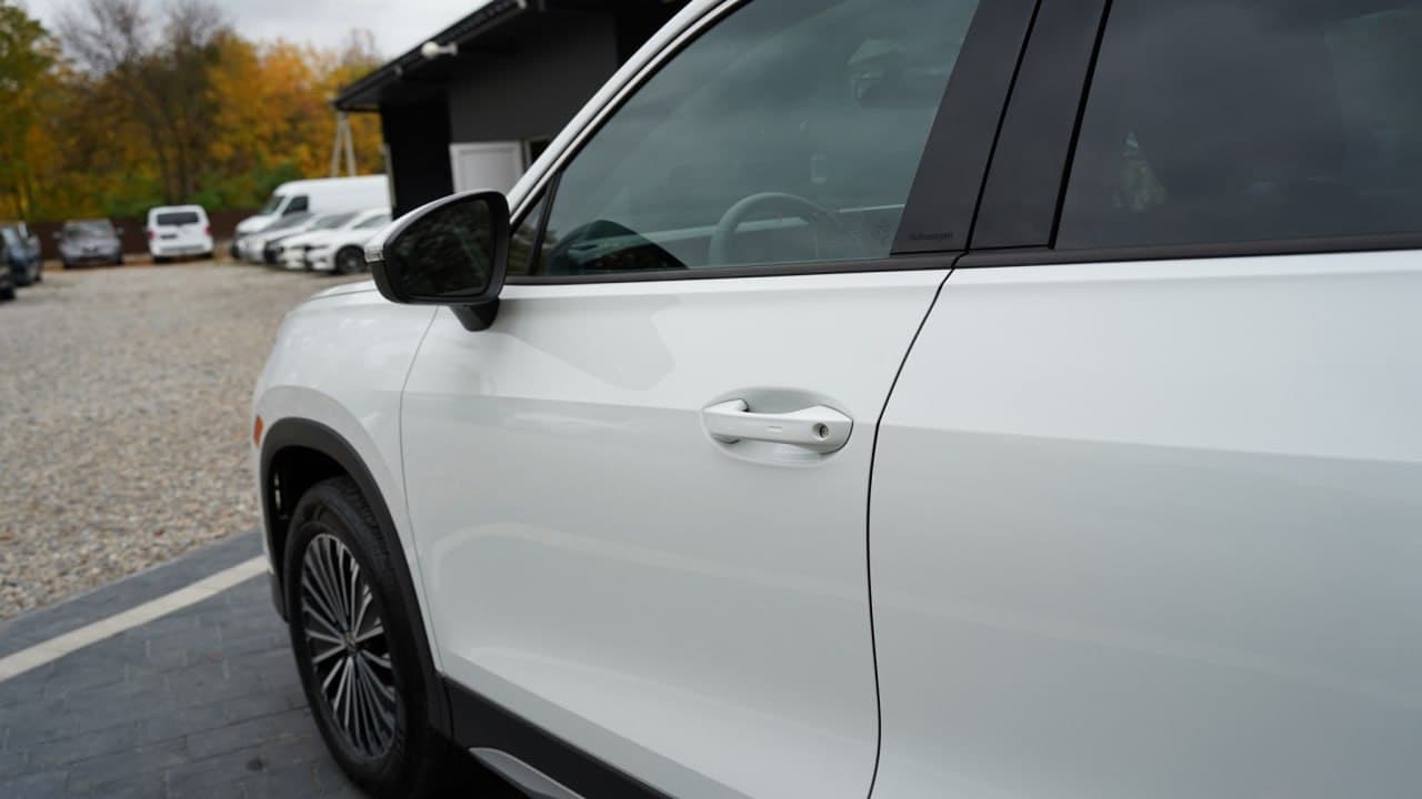 Volkswagen Tiguan AWD, 2025