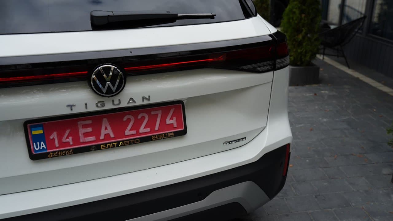 Volkswagen Tiguan AWD — фото 9