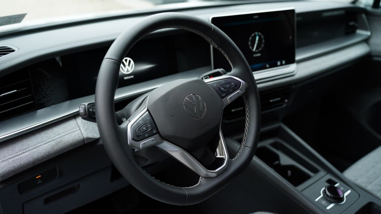 Volkswagen Tiguan AWD — фото 38