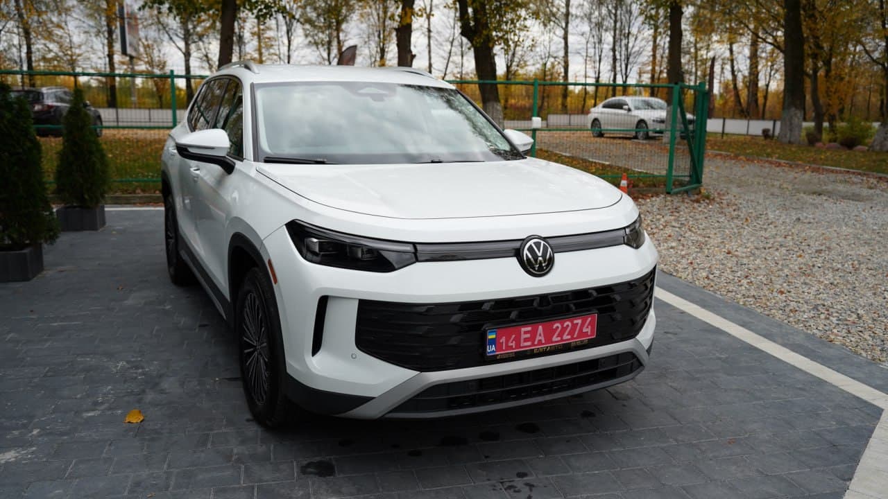 Volkswagen Tiguan AWD — фото 14