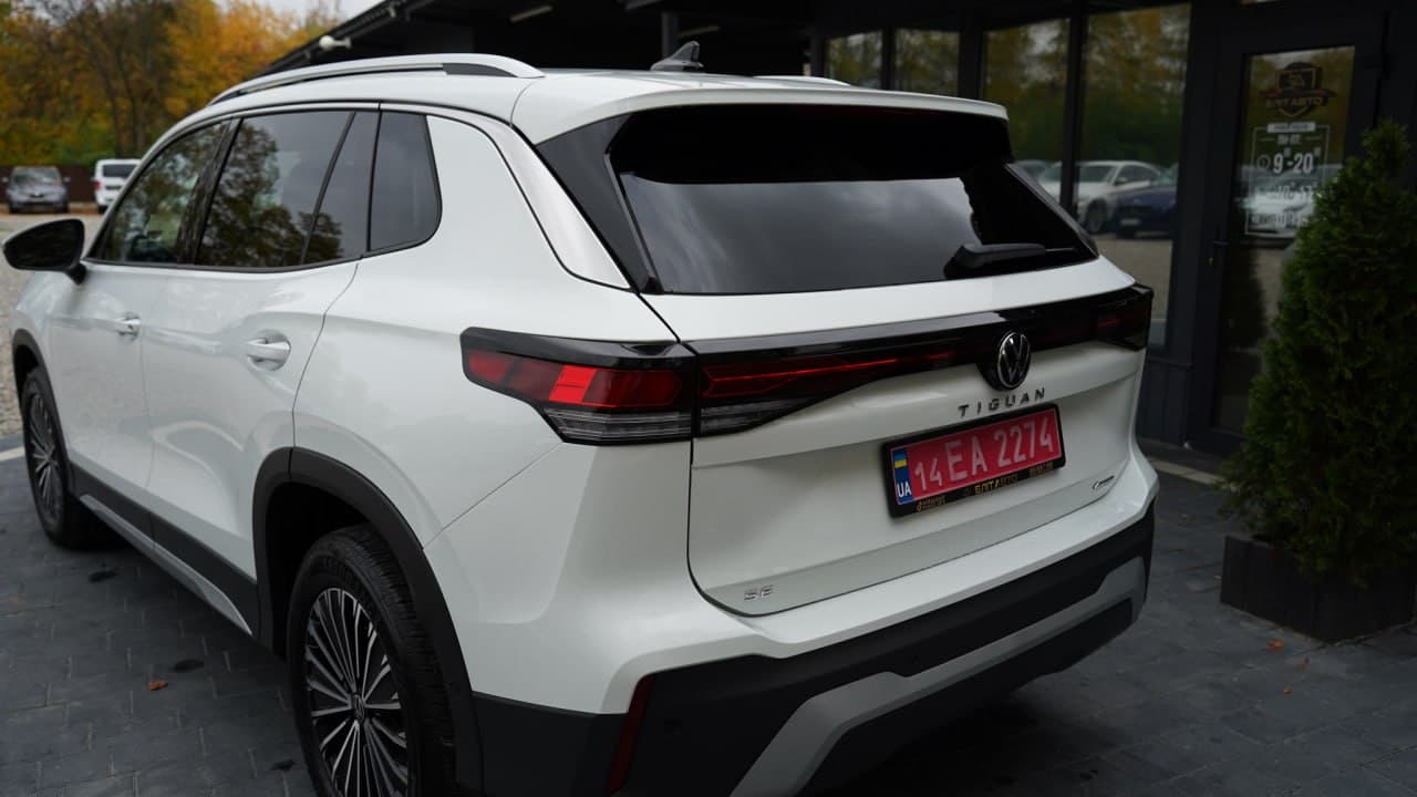 Volkswagen Tiguan AWD, 2025