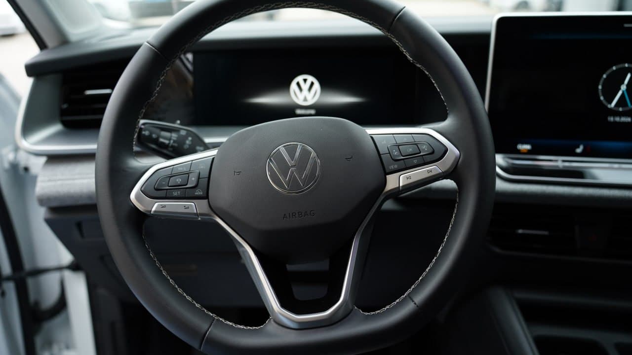 Volkswagen Tiguan AWD — фото 22