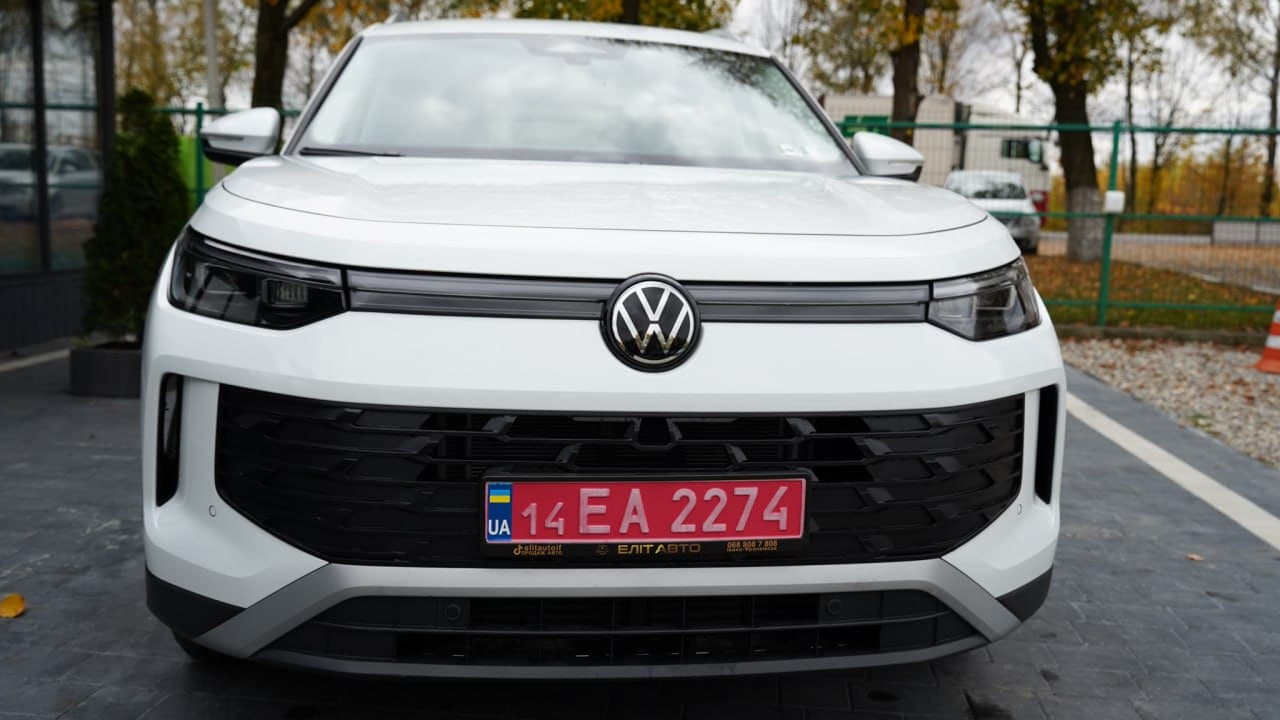 Volkswagen Tiguan AWD — фото 15