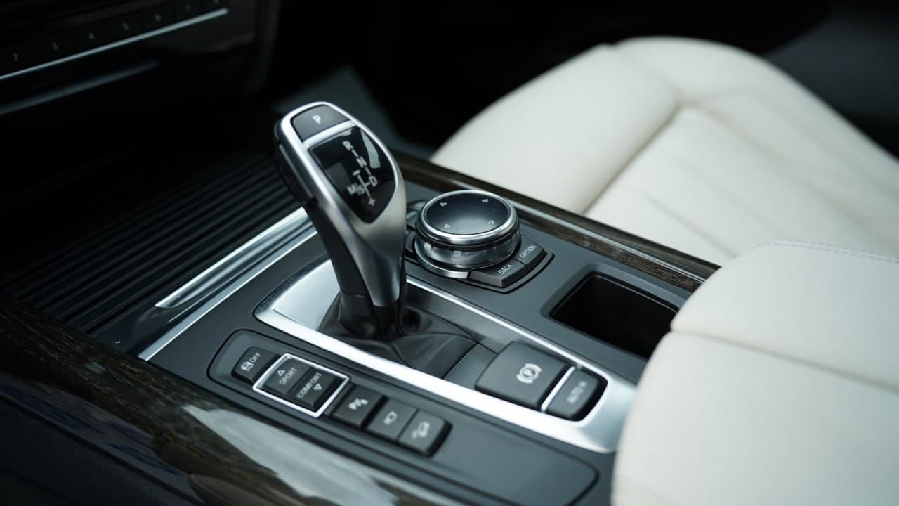 BMW X5 F15 XDrive 30D — фото 32