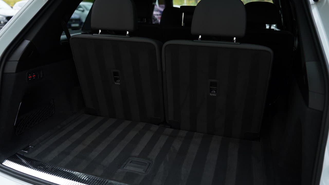 Audi Q7 Premium Plus — фото 25