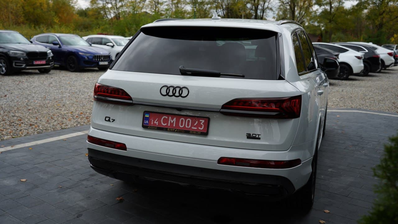 Audi Q7 Premium Plus — фото 9