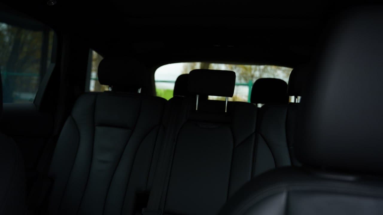 Audi Q7 Premium Plus — фото 20