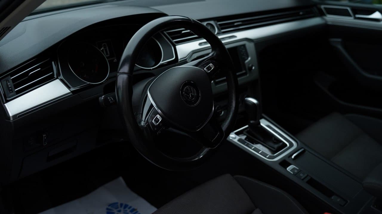 Volkswagen Passat — фото 9